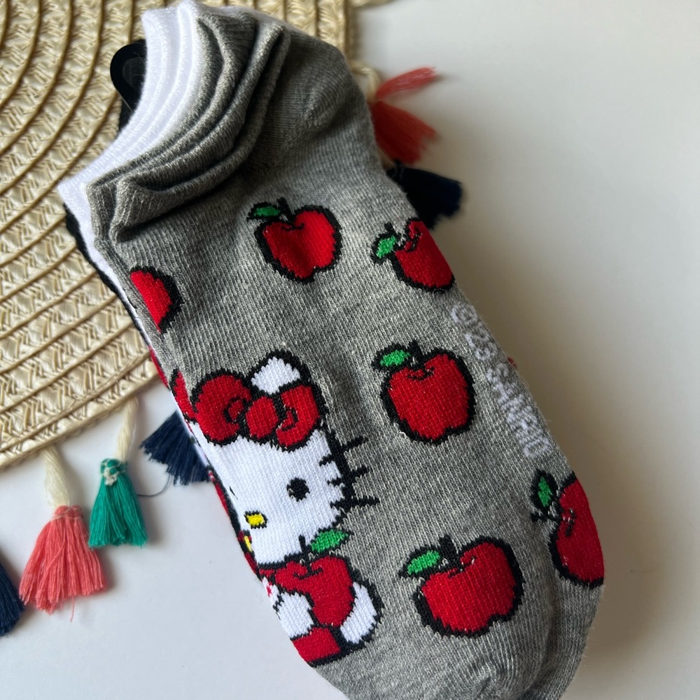 Hello Kitty 5 Pack Socks NEW